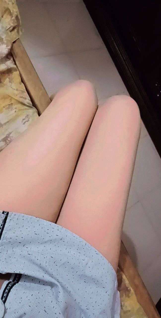 Bengali college girl boobs showing photos