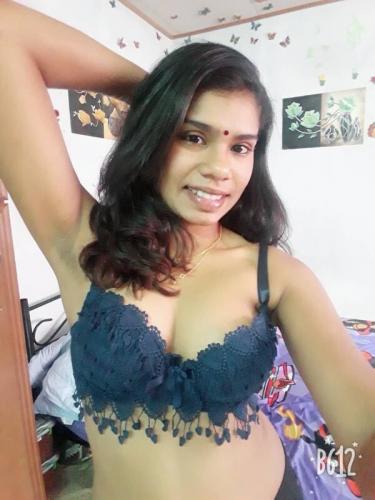 Unseen Tamil college girl nude photos leaked