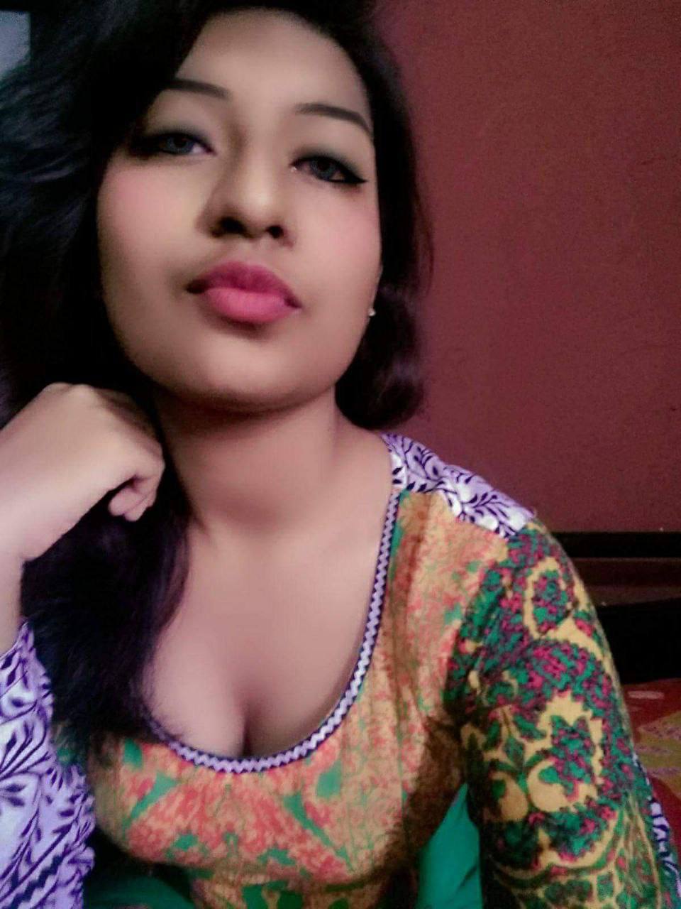Indian beautiful college GF naked photos