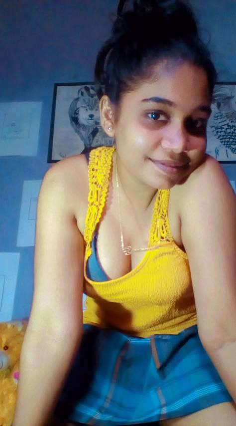 Srilankan girl nude selfies posed full collection