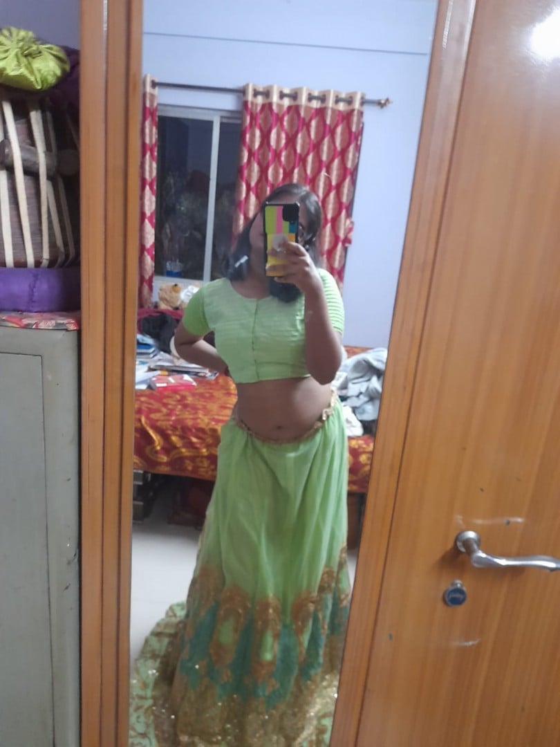 Virgin college girl naked selfie photos sharing