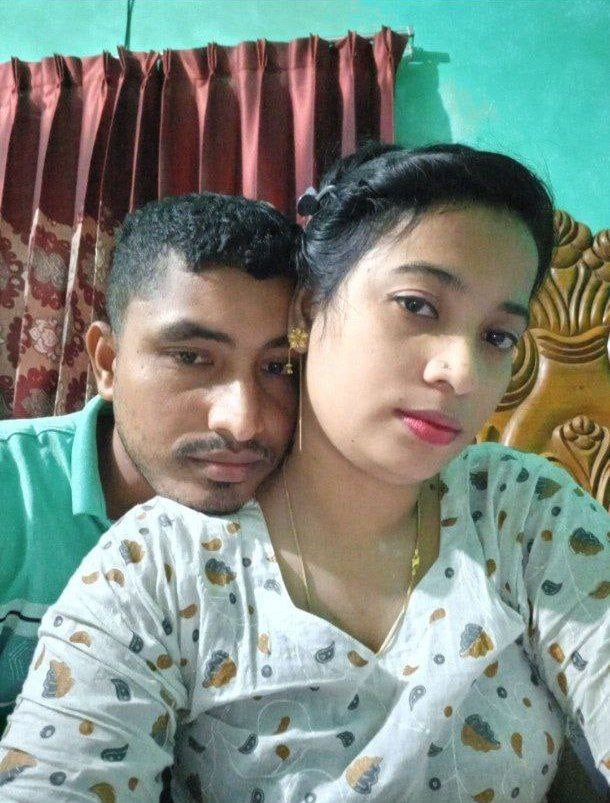 Dehati couple romancing and wife going nude