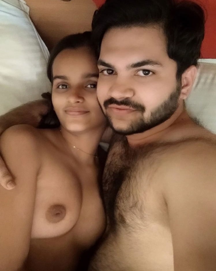 Indian college girl boobs sucked by lover pics