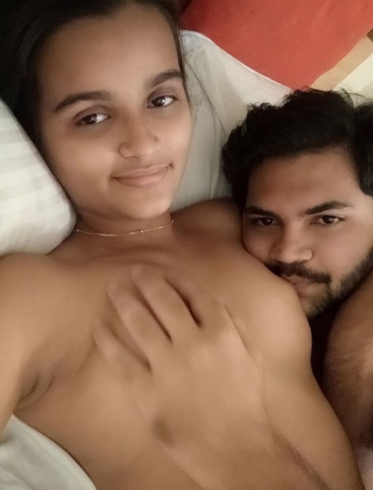 Indian college girl boobs sucked by lover pics