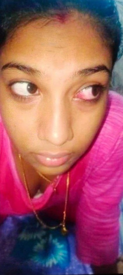 Desi cheating wife nude show to horny ex-lover