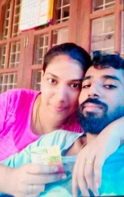 Desi cheating wife nude show to horny ex-lover