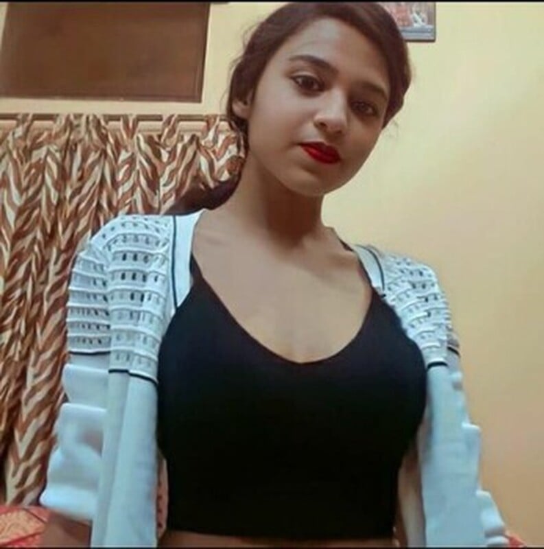Virgin Indian college GF nude untouched photos