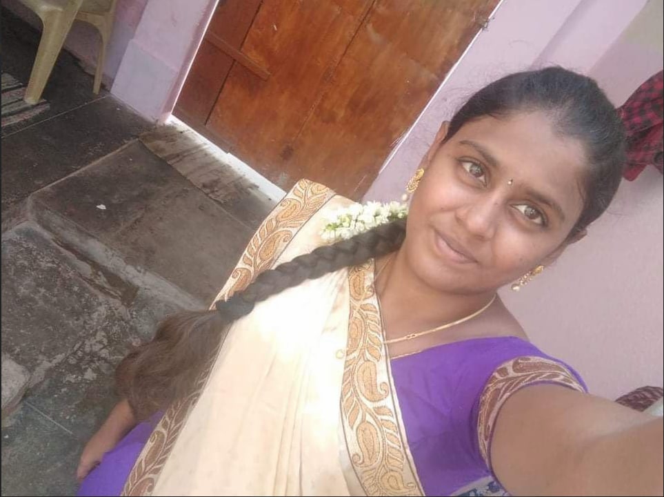 Hot Tamil wife topless in bathroom photos