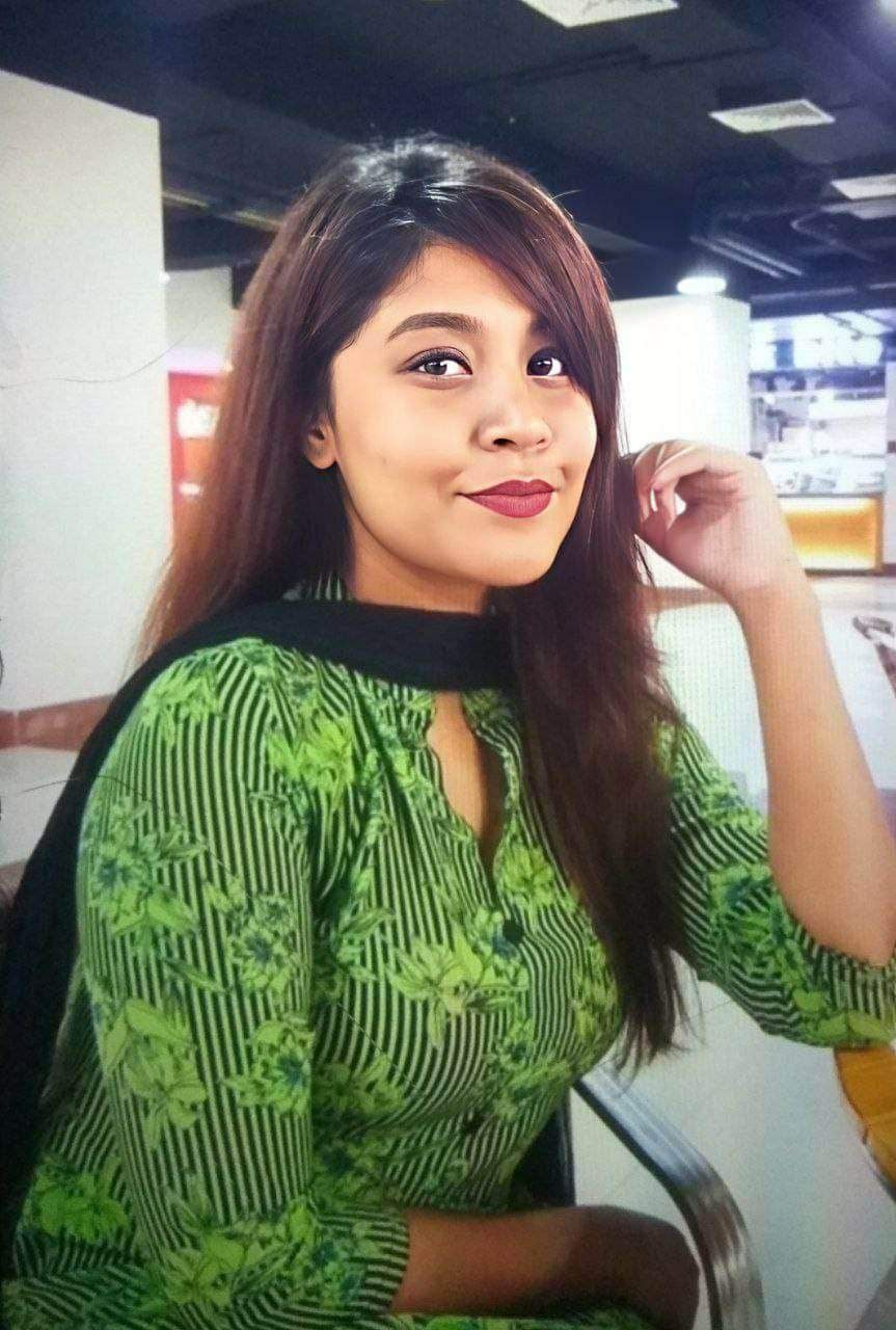 Young Bengali girl xxx nude photos for lover