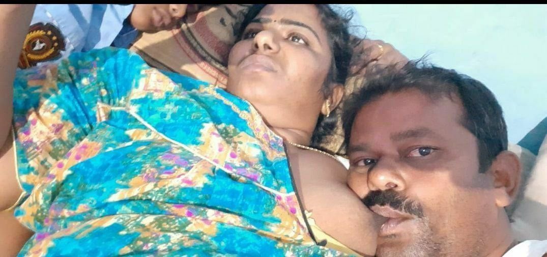Chennai housewife boobs sucking by husband
