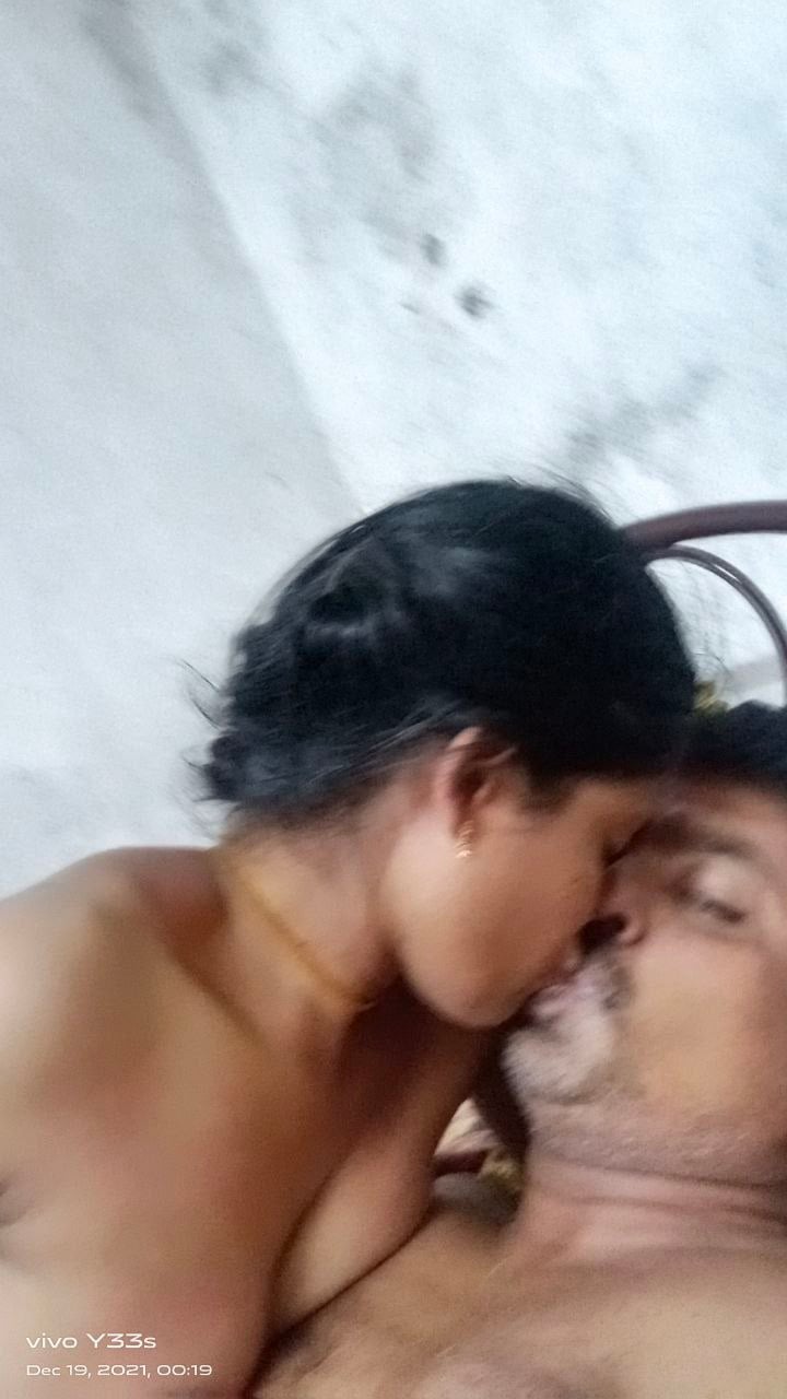 Chennai Tamil housewife naked sex with hubby pics