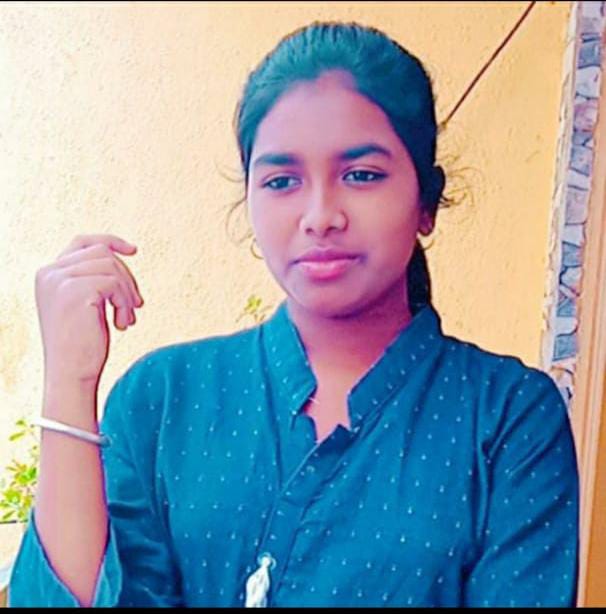 Newly married Bengaluru wife shows naked body