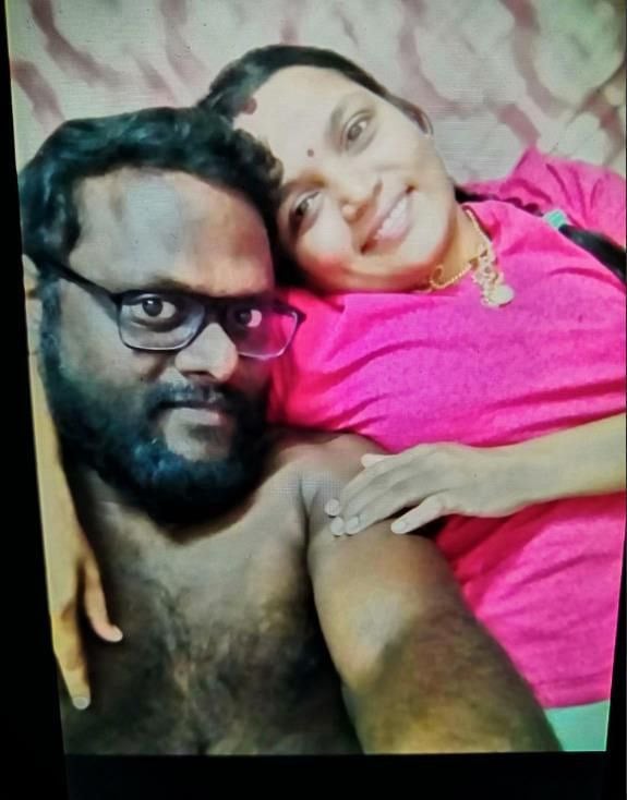 Husband sucking boobs of Tamil housewife