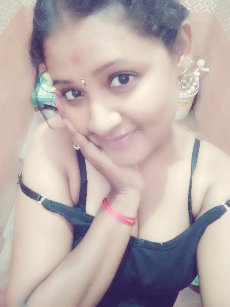 Tamil couple romance photos with nude show