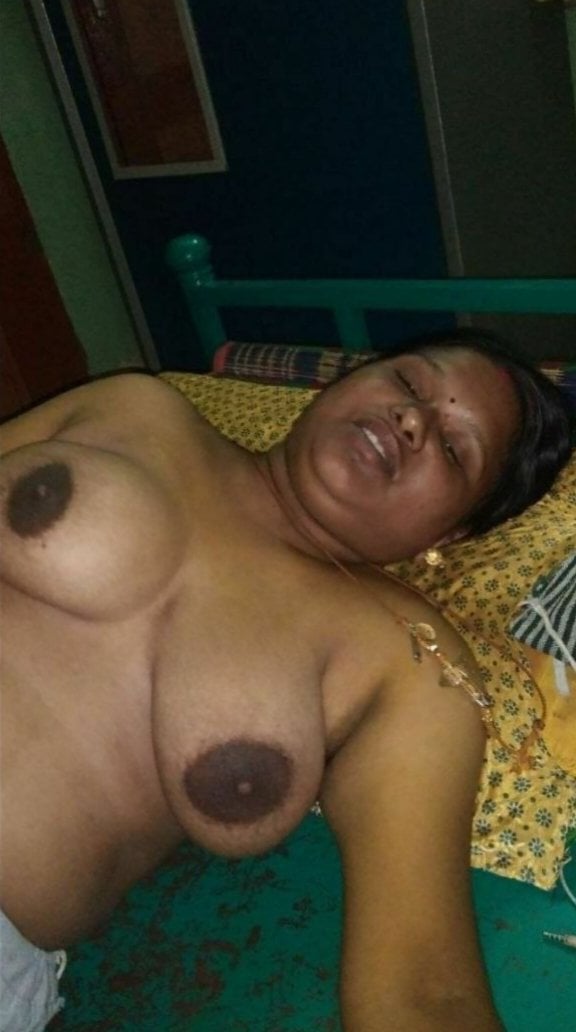 Chubby Tamil wife sex with young husband pics