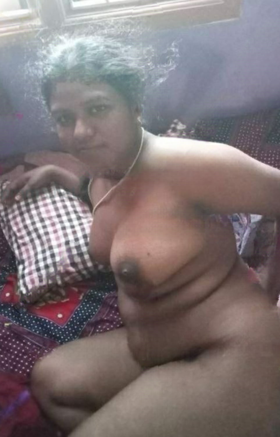 Tamil housewife sex pics with husband exposed