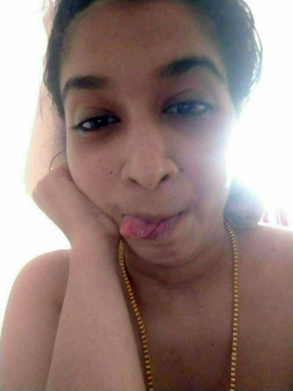 Hyderabadi wife nude unseen photos exposed