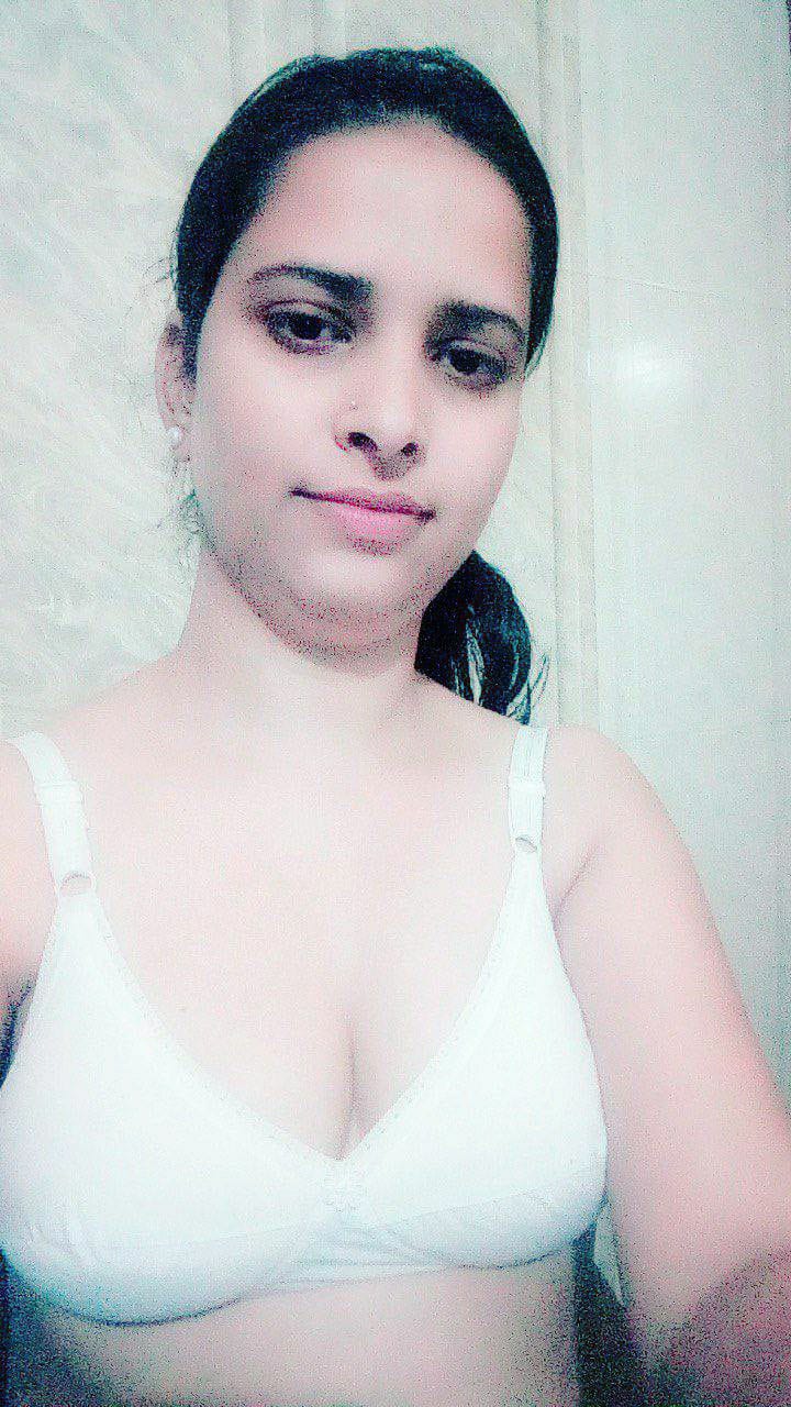 Indian housewife sex relationship nude pics