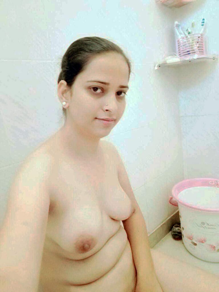 Indian housewife sex relationship nude pics