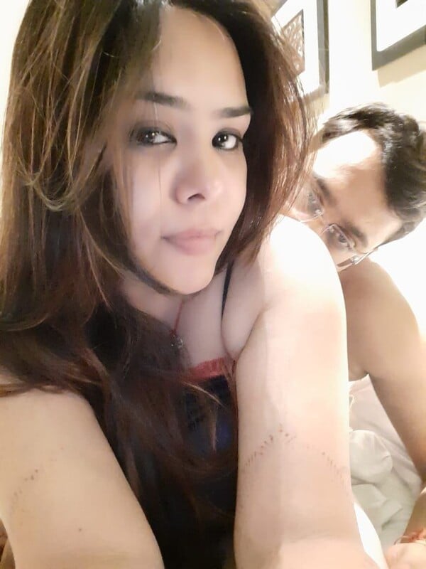 Newly married busty wife honeymoon sex photos