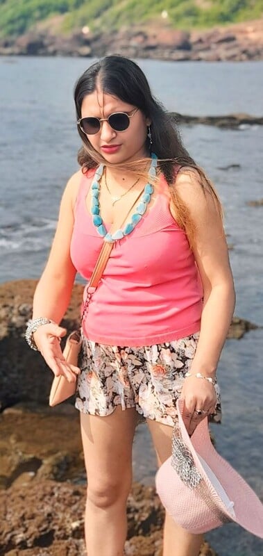 Rich slut wife nude HD photos taken by cuckold hubby