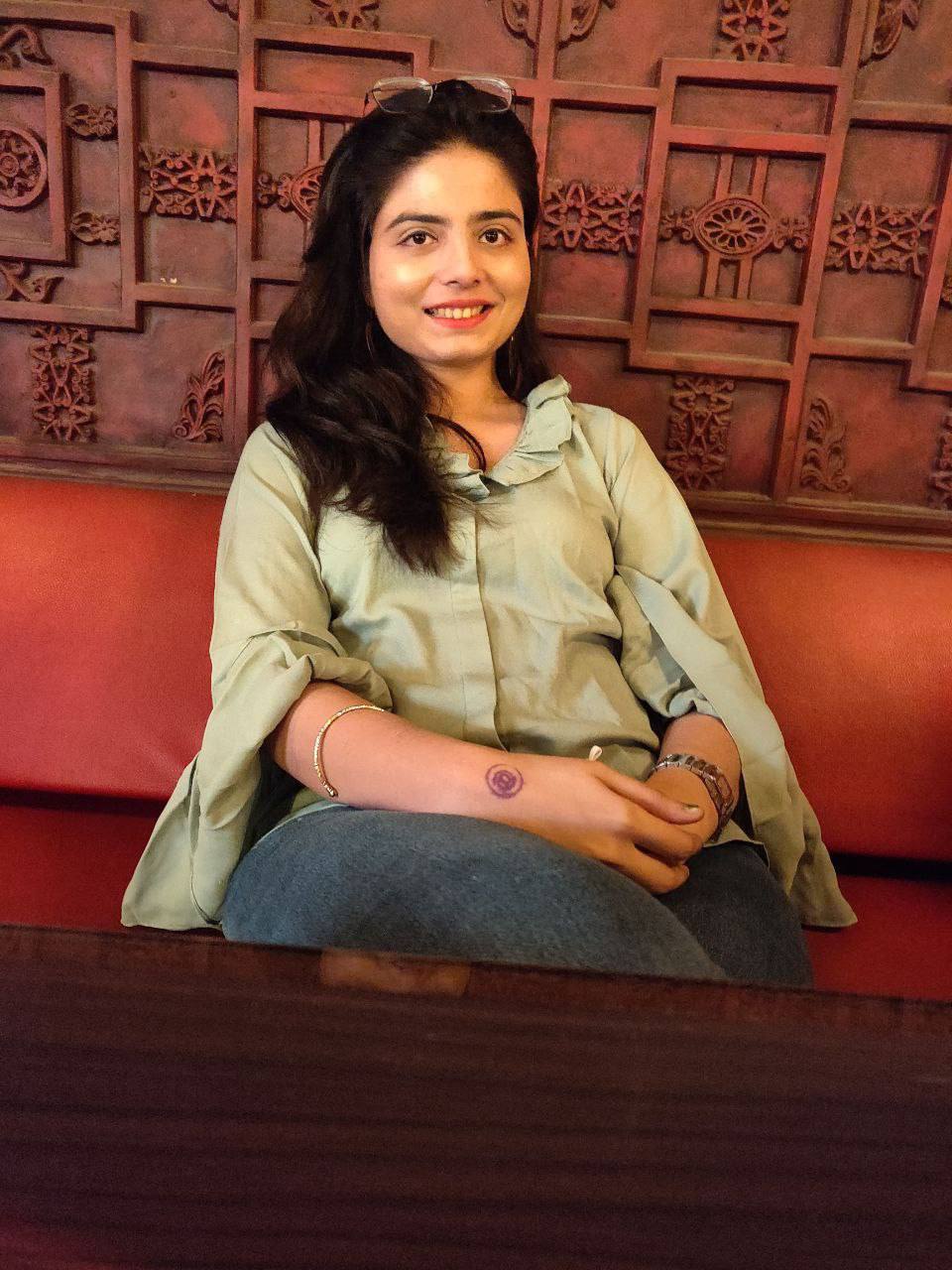 Newly married cute wife boobs showing to husband