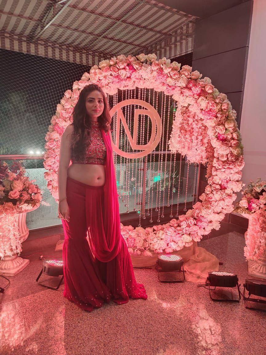 Newly married cute wife boobs showing to husband