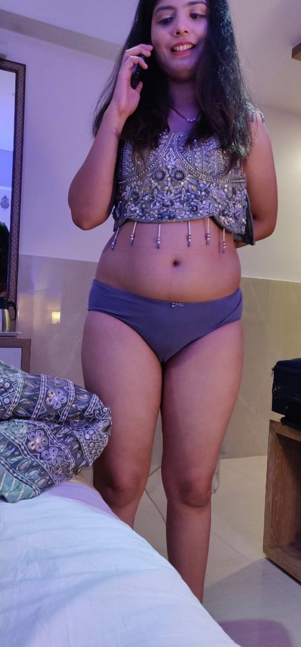 Newly married cute wife boobs showing to husband