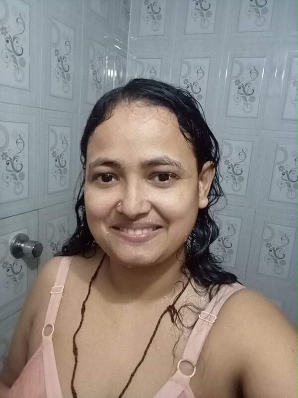 Mature Indian MILF nude bath and video call chat