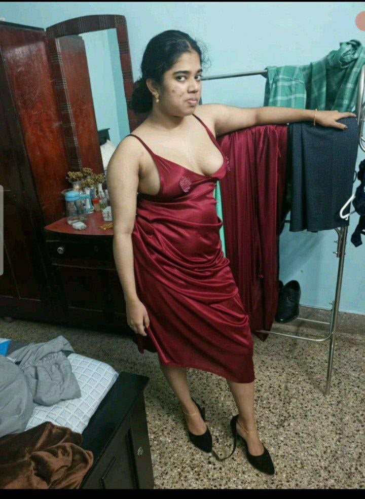 Beautiful mallu chechi naked before sex