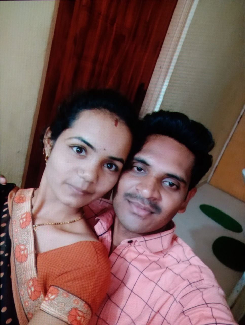 Newly married Tamil couple honeymoon photos