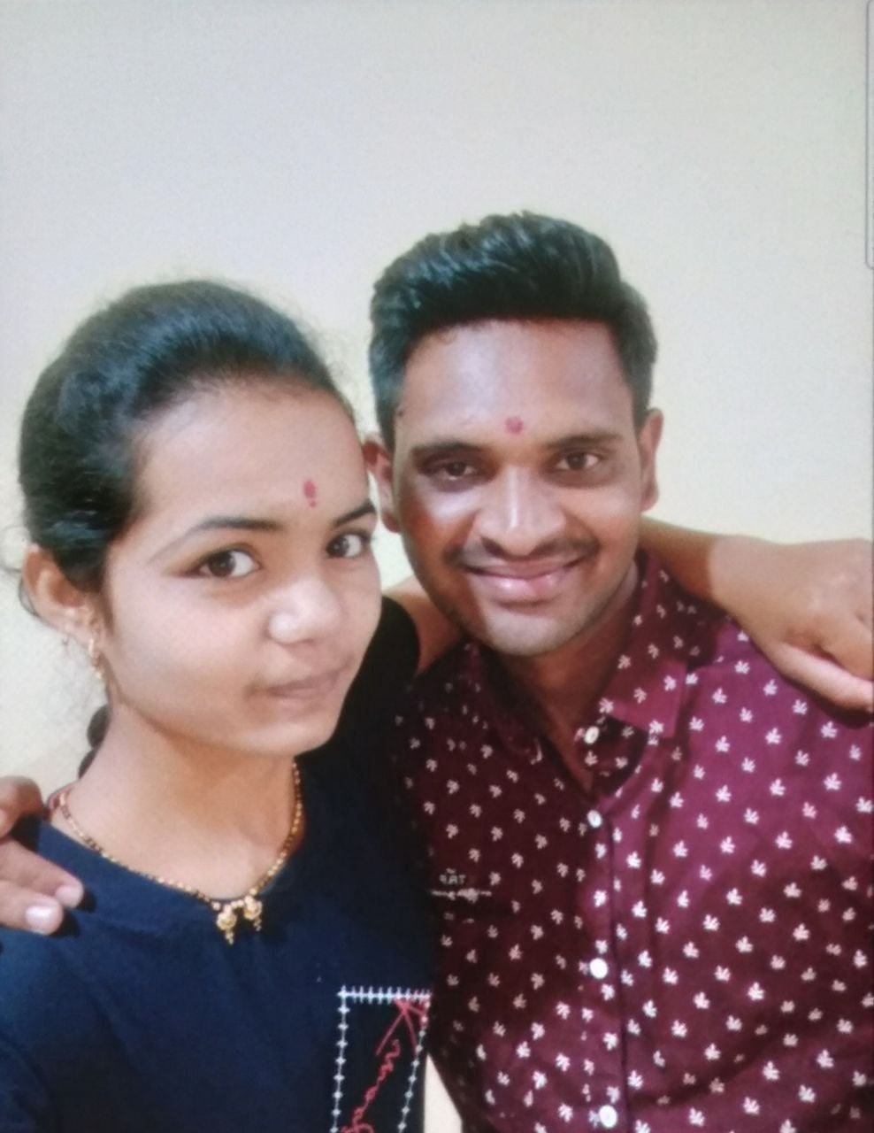 Newly married Tamil couple honeymoon photos