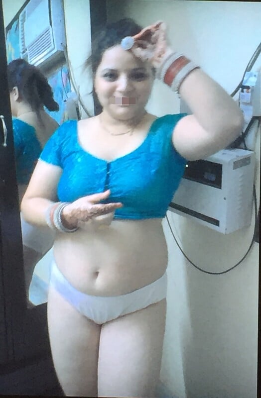 Wife removing saree and riding dick of husband