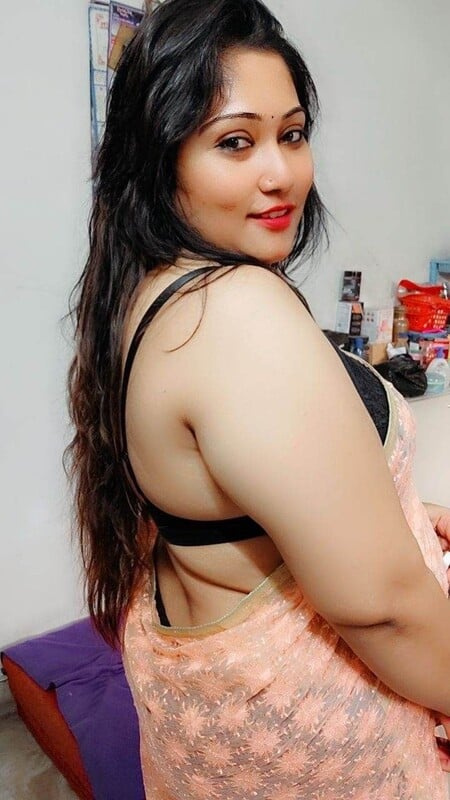 Chubby Indian beauty naked selfie photos uploaded