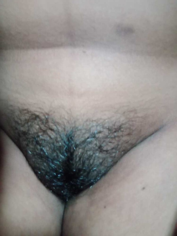 Chubby Indian girlfriend nude posing photos