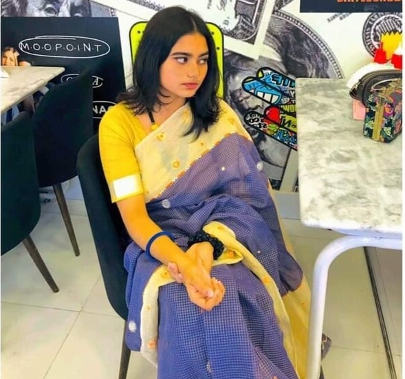 Young wife blowjob first time to husband after marriage