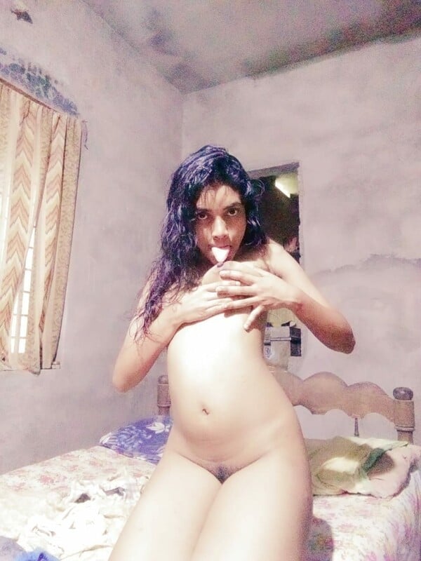 Bengaluru hospital nurse nude selfies for lover