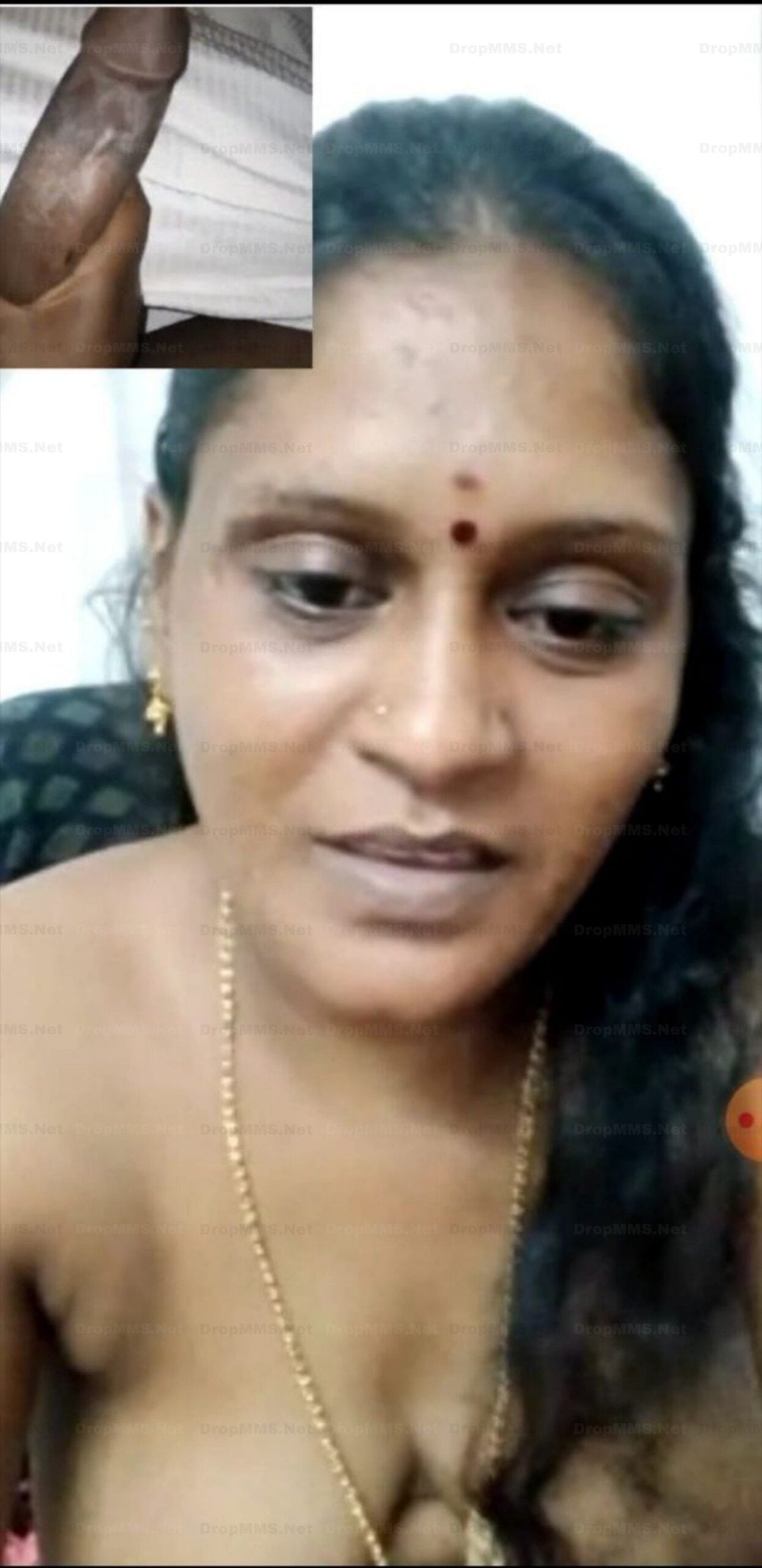 Mature Tamil aunty cheating sex affair with lover