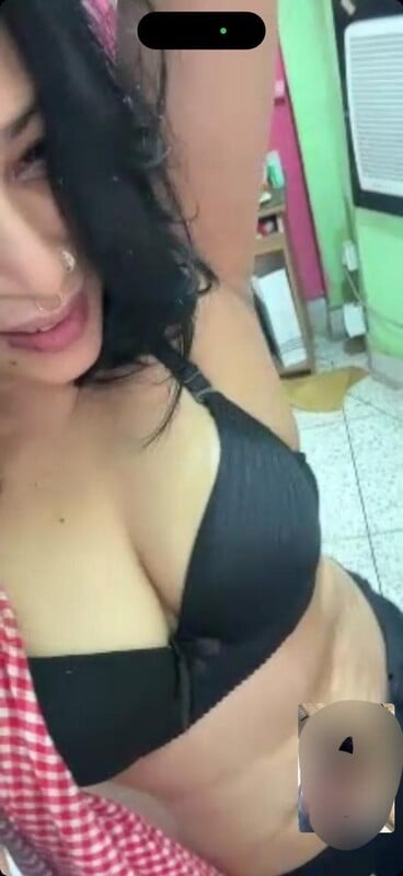 Bangladeshi doctor nude video call to senior surgeon