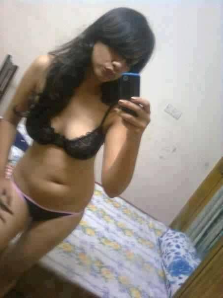 Gorgeous girl nude pics and videos released