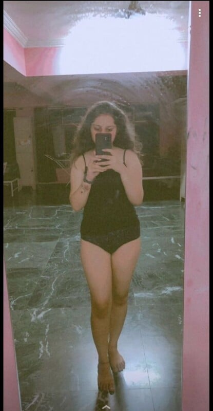 Desi girl unseen topless photos in black & white