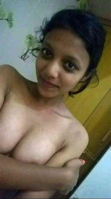 Hottest mallu girl first time naked selfies