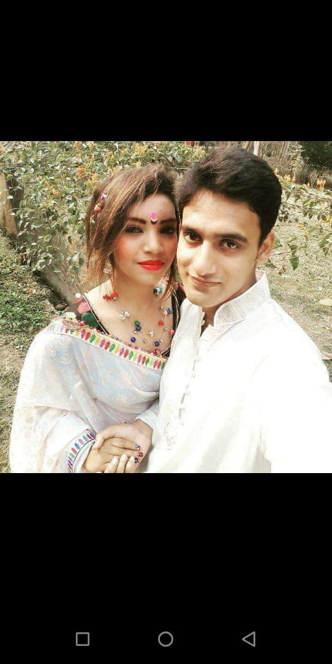 Ex-girlfriend nude photos shared exclusively