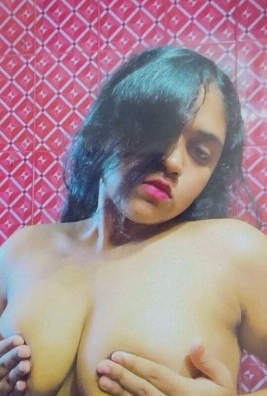 Indian hot Purnima quotes sexiness in her nude photos