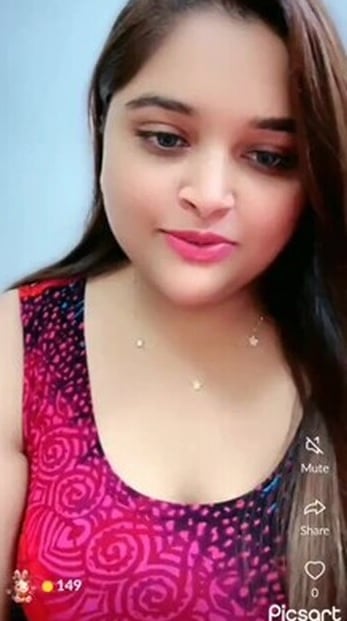 Cute Indian cam girl naked teasing show for fans