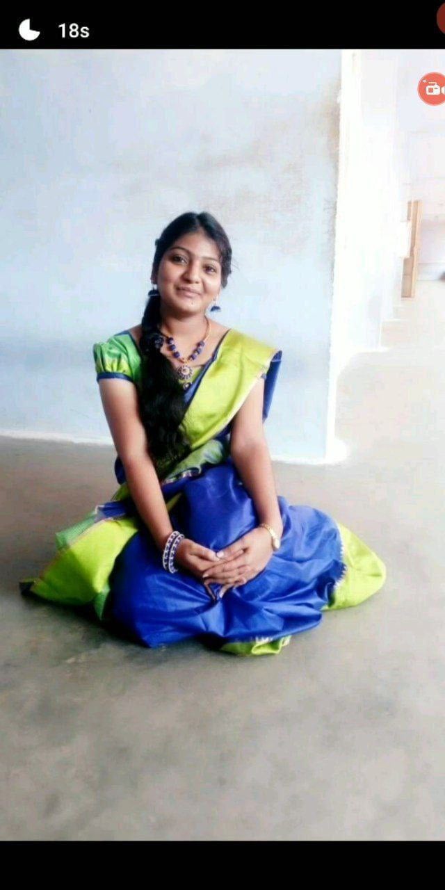 Kannadiga girl naked photos shared with lover