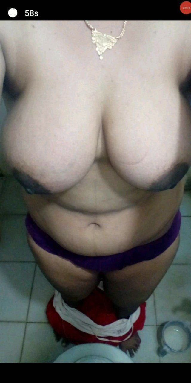 Kannadiga girl naked photos shared with lover