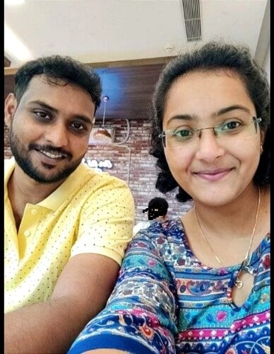 Busty Indian girl naked in front of mirror pics