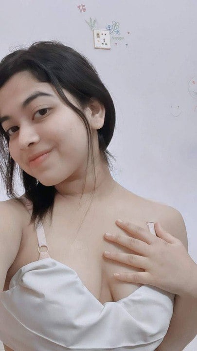 Indian sex pics of New Delhi hot girlfriend