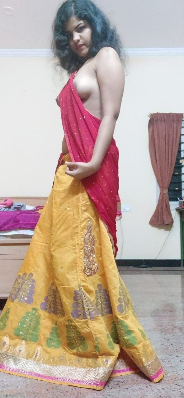 Kottayam hostel college girl naked posing pics